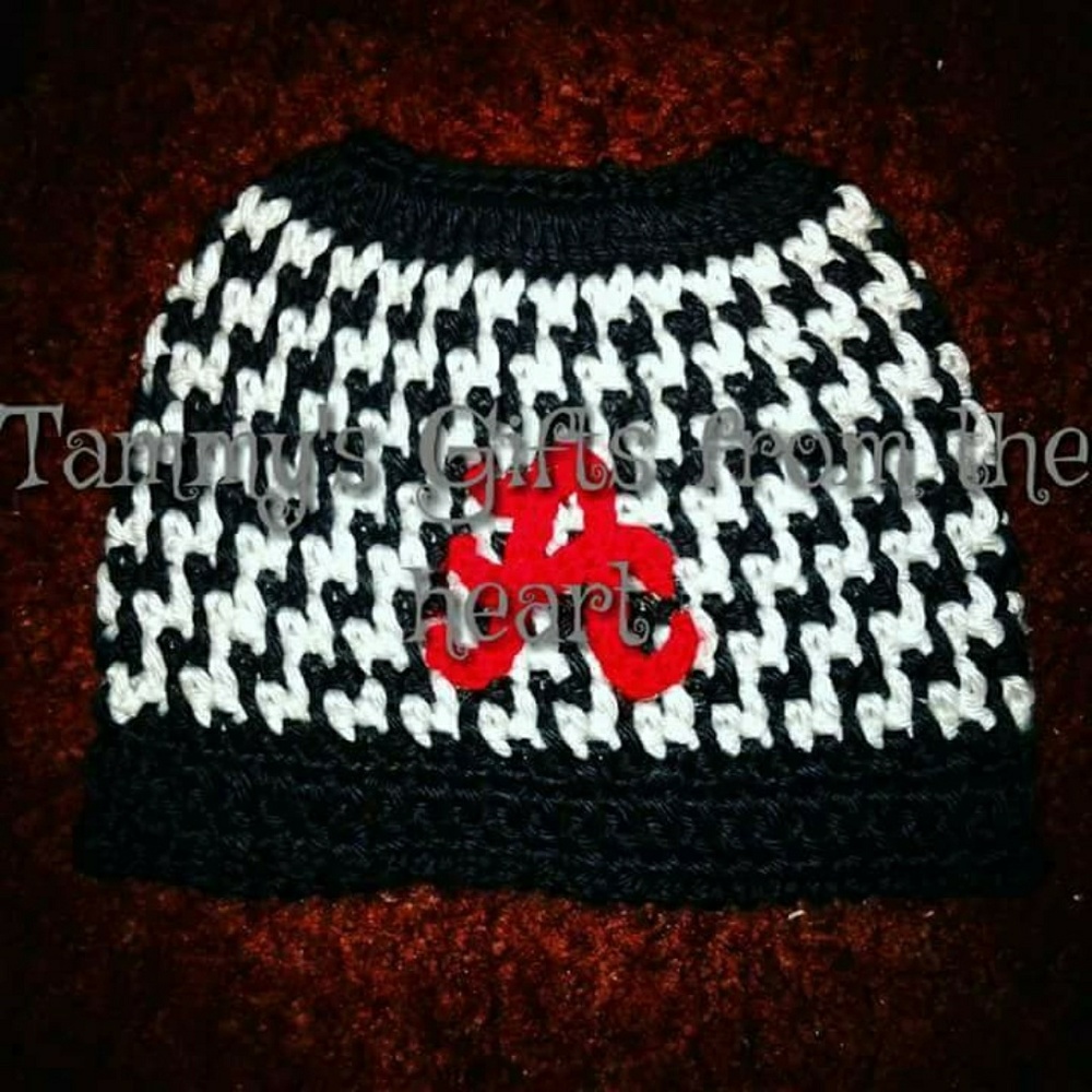 Houndstooth messy bun hat